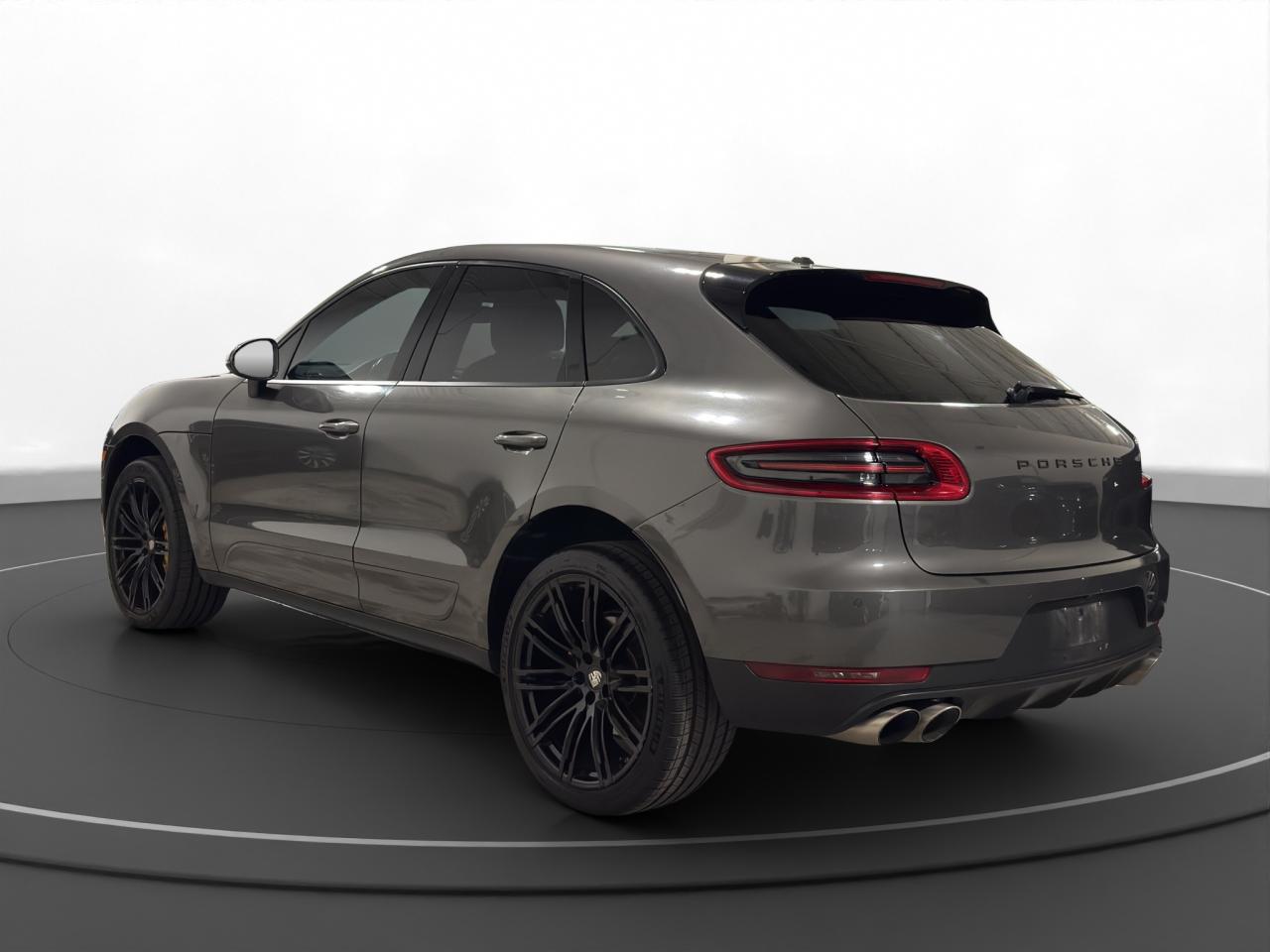 2015 Porsche Macan S - Photo #5
