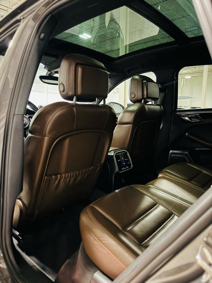 2015 Porsche Macan S - Photo #17