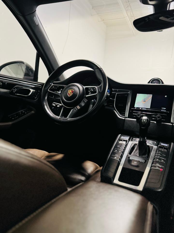 2015 Porsche Macan S - Photo #20