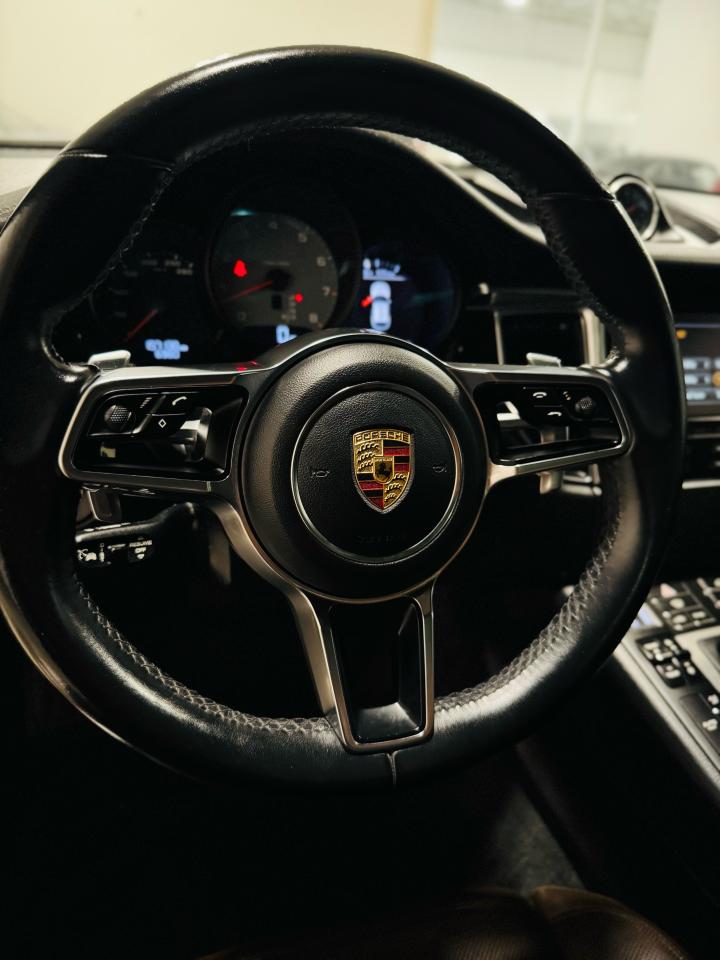 2015 Porsche Macan S - Photo #16