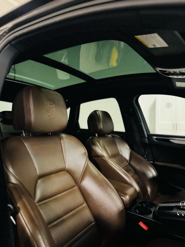 2015 Porsche Macan S - Photo #21
