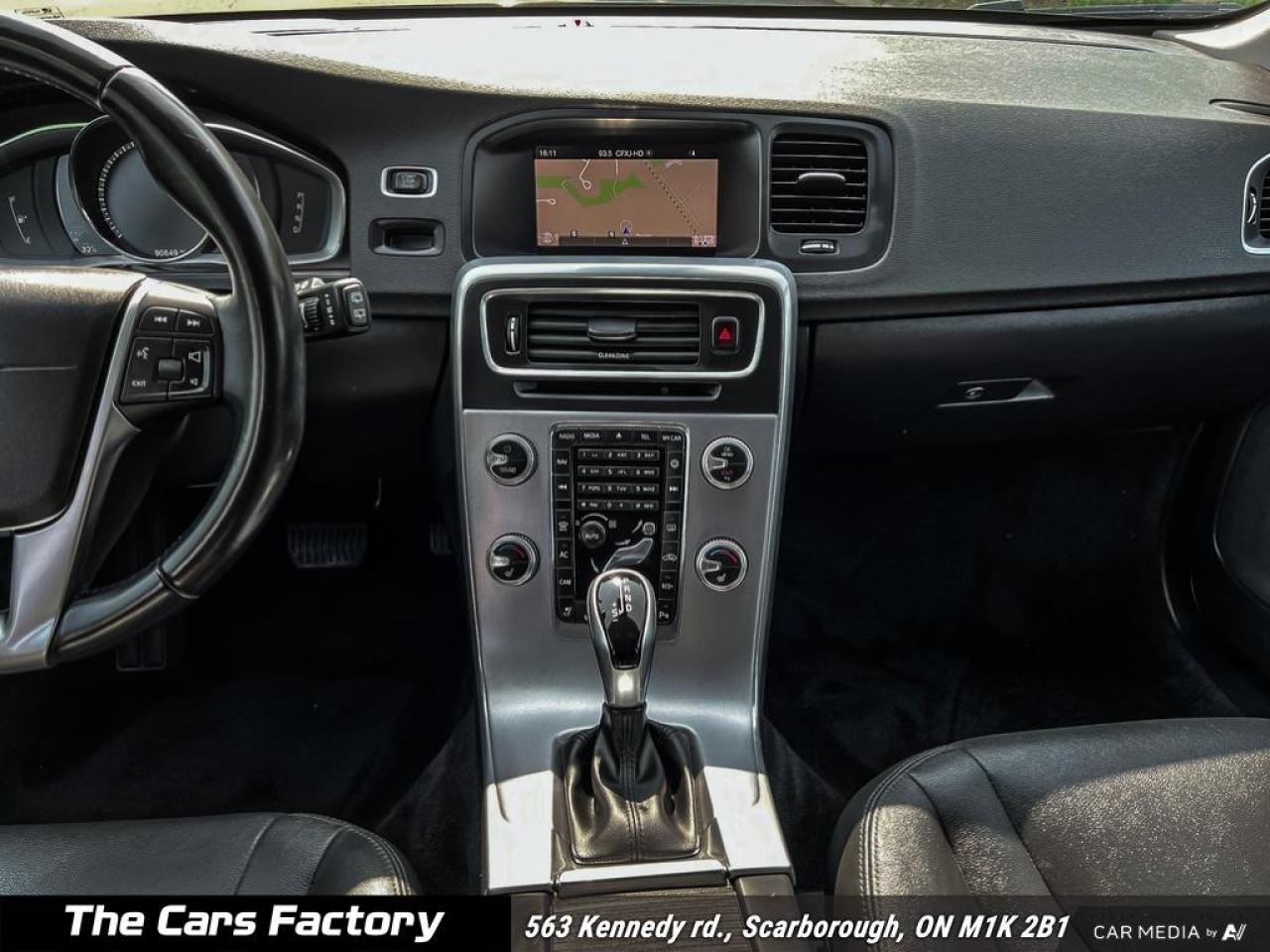 2017 Volvo V60 T5 Special Edition Premier - Photo #18