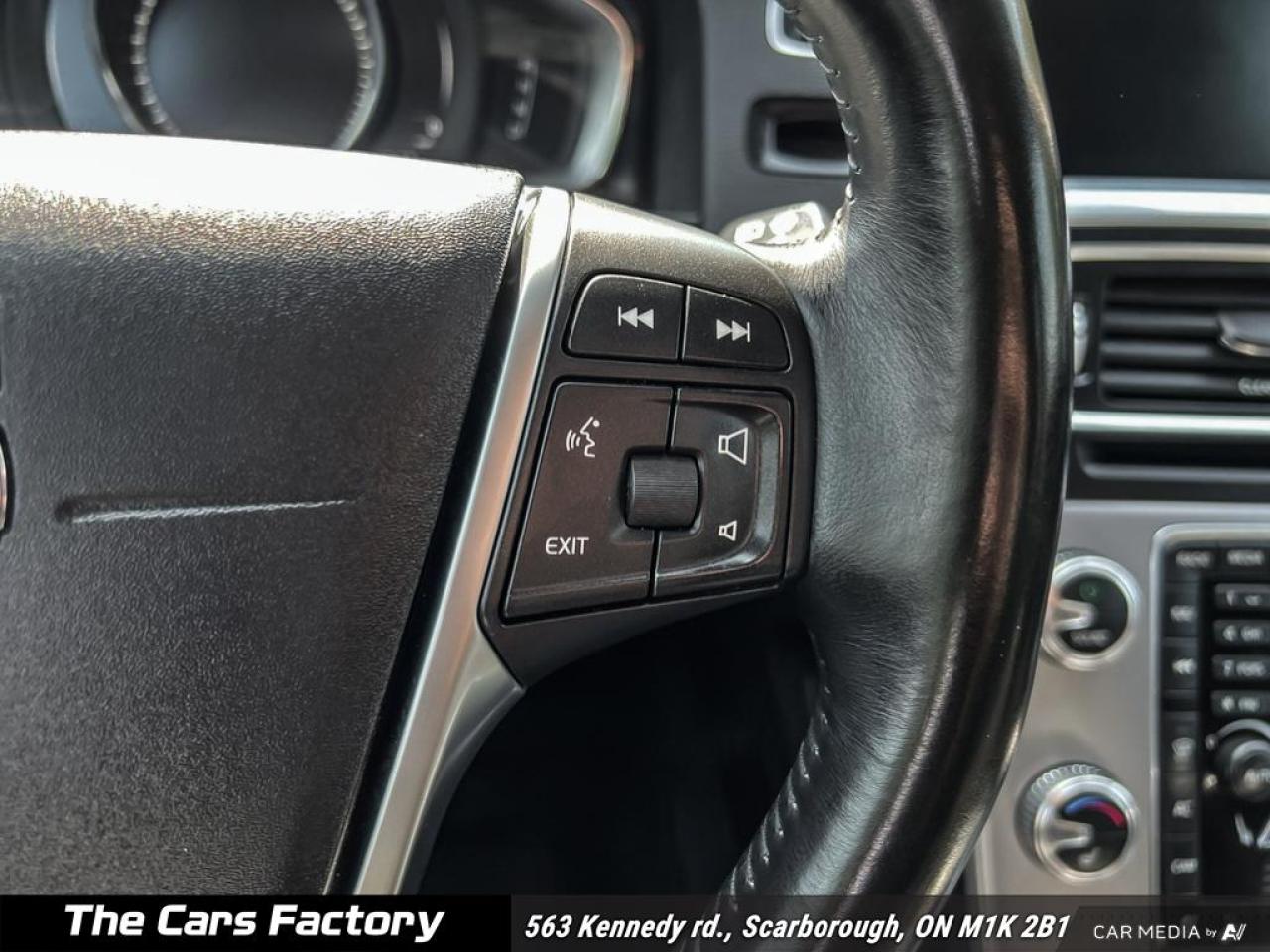 2017 Volvo V60 T5 Special Edition Premier - Photo #15