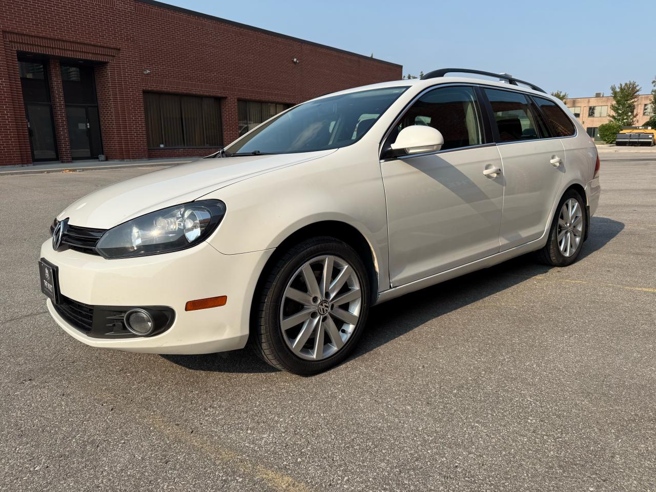 2012 Volkswagen Golf Wagon CERTIFIED - HIGHLINE TDI - Photo #3
