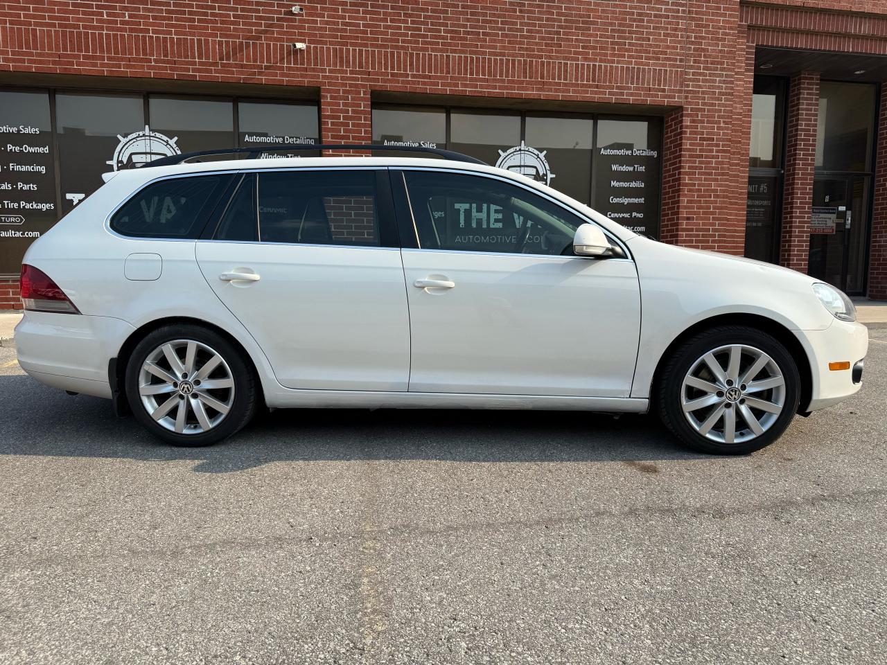 2012 Volkswagen Golf Wagon CERTIFIED - HIGHLINE TDI - Photo #8