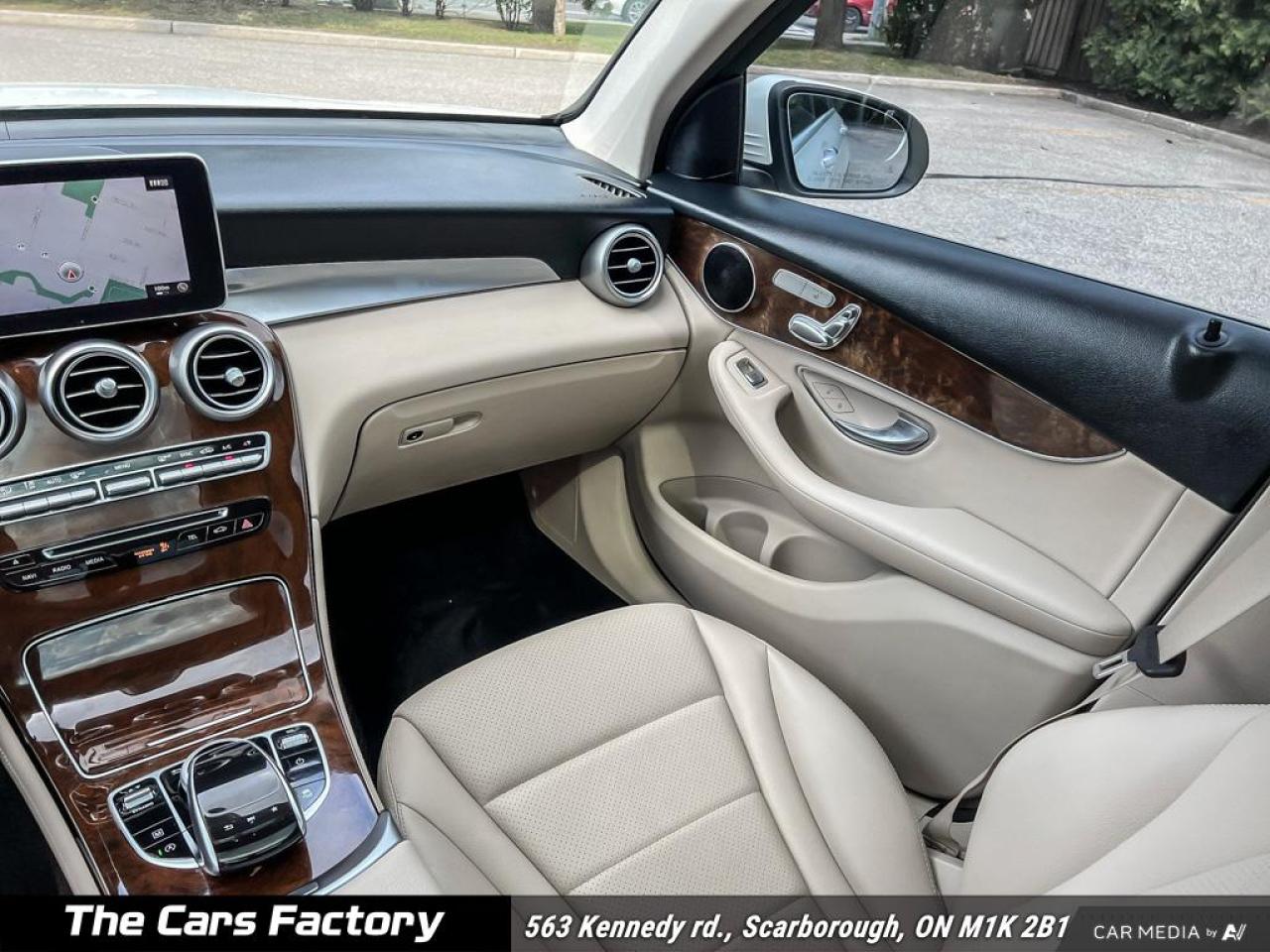 2018 Mercedes-Benz GLC-Class GLC 300 4MATIC 360 Camera No Accident! - Photo #25