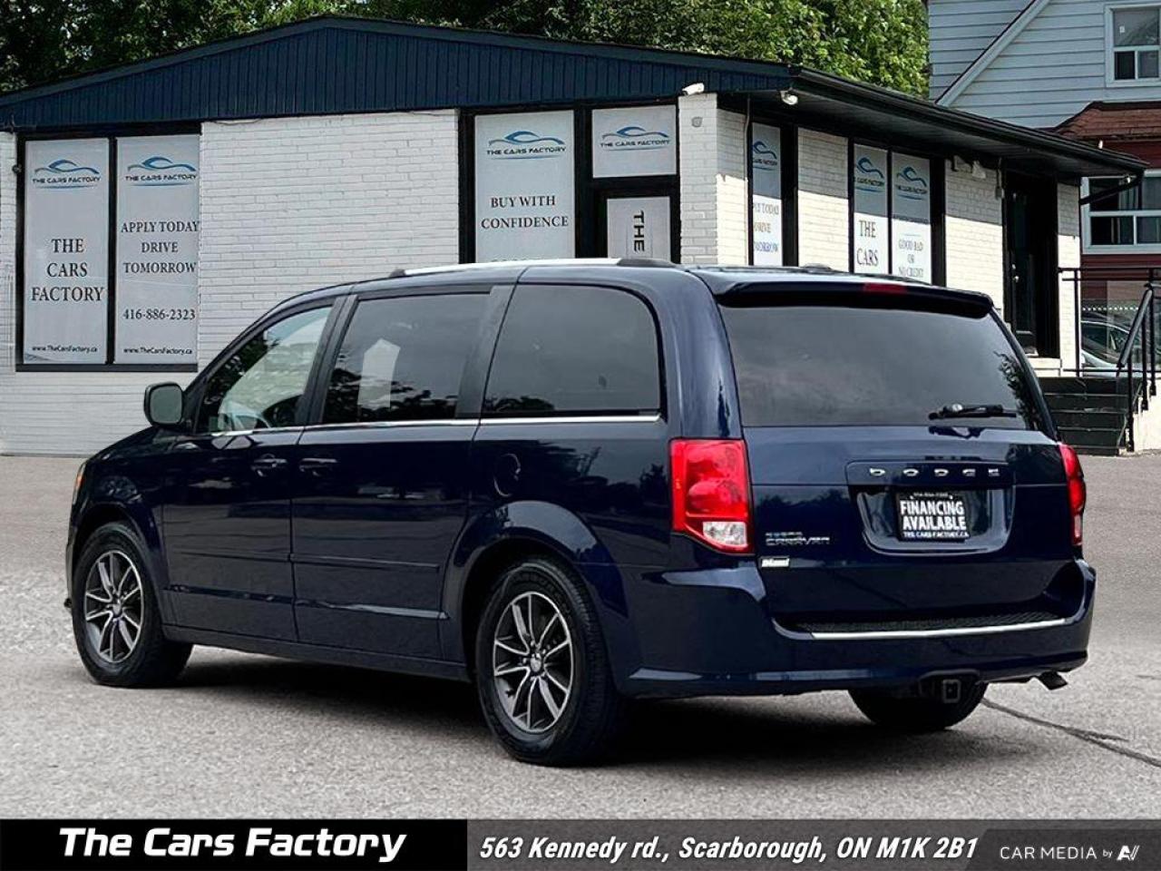 2017 Dodge Grand Caravan SXT Premium Plus DVD / Nav / Camera No Accident! - Photo #4