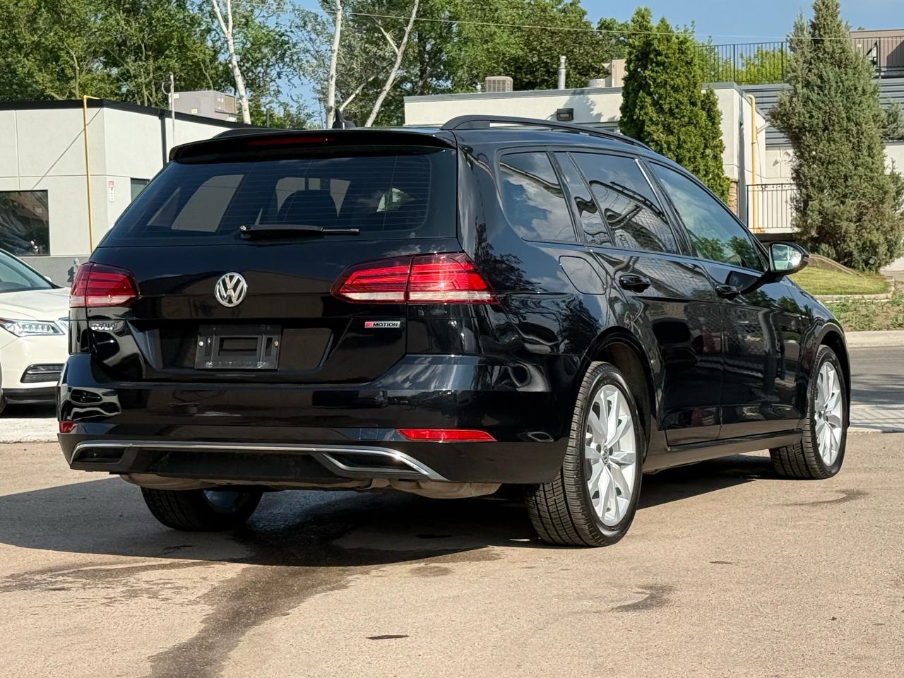 2019 Volkswagen Golf SportWagen DSG 4MOTION - Photo #3