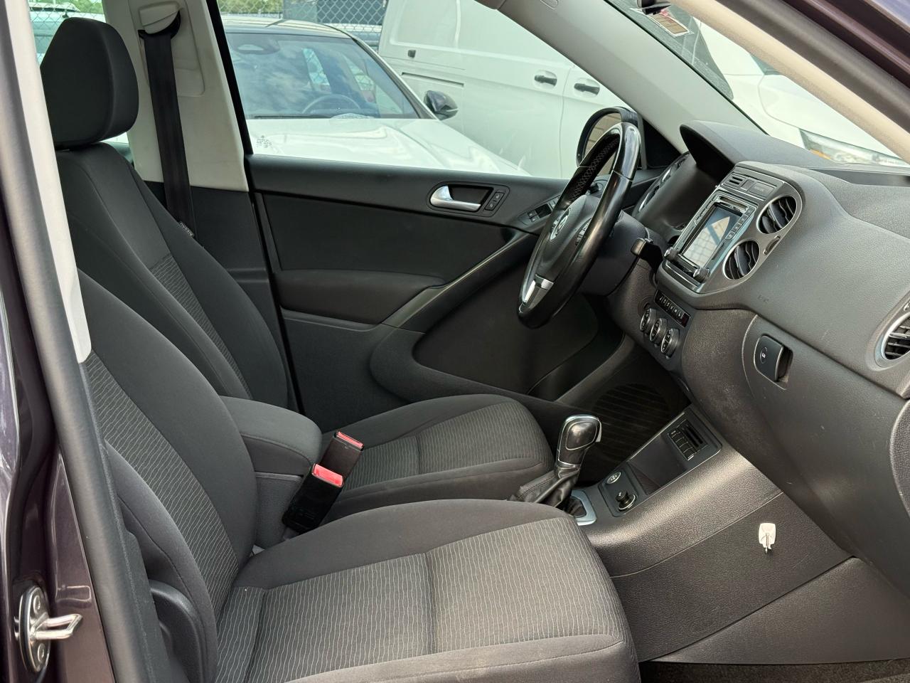 2016 Volkswagen Tiguan Comfortline SUNROOF|4MOTION|HEATED SEATS - Photo #11