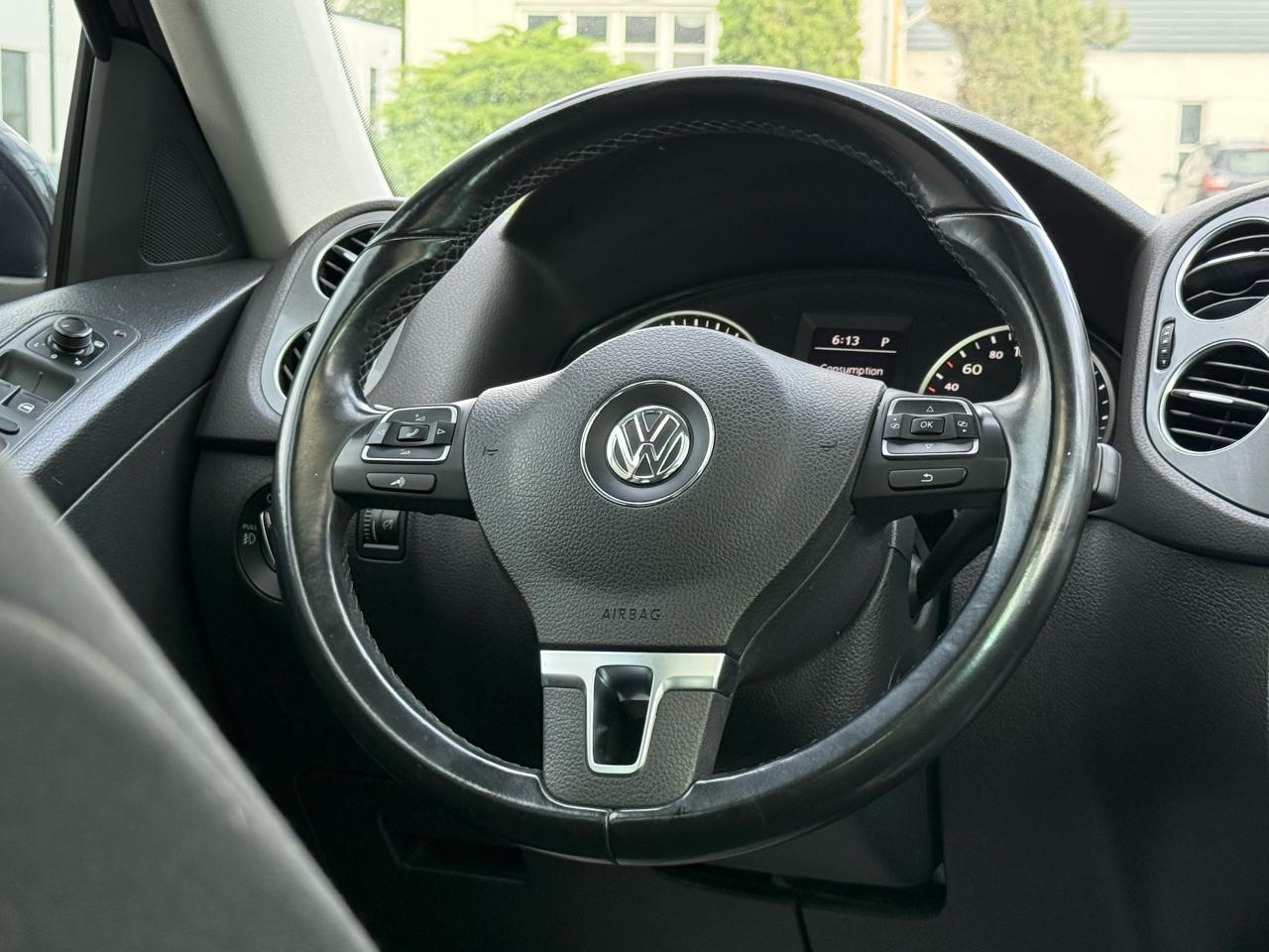 2016 Volkswagen Tiguan Comfortline SUNROOF|4MOTION|HEATED SEATS - Photo #8