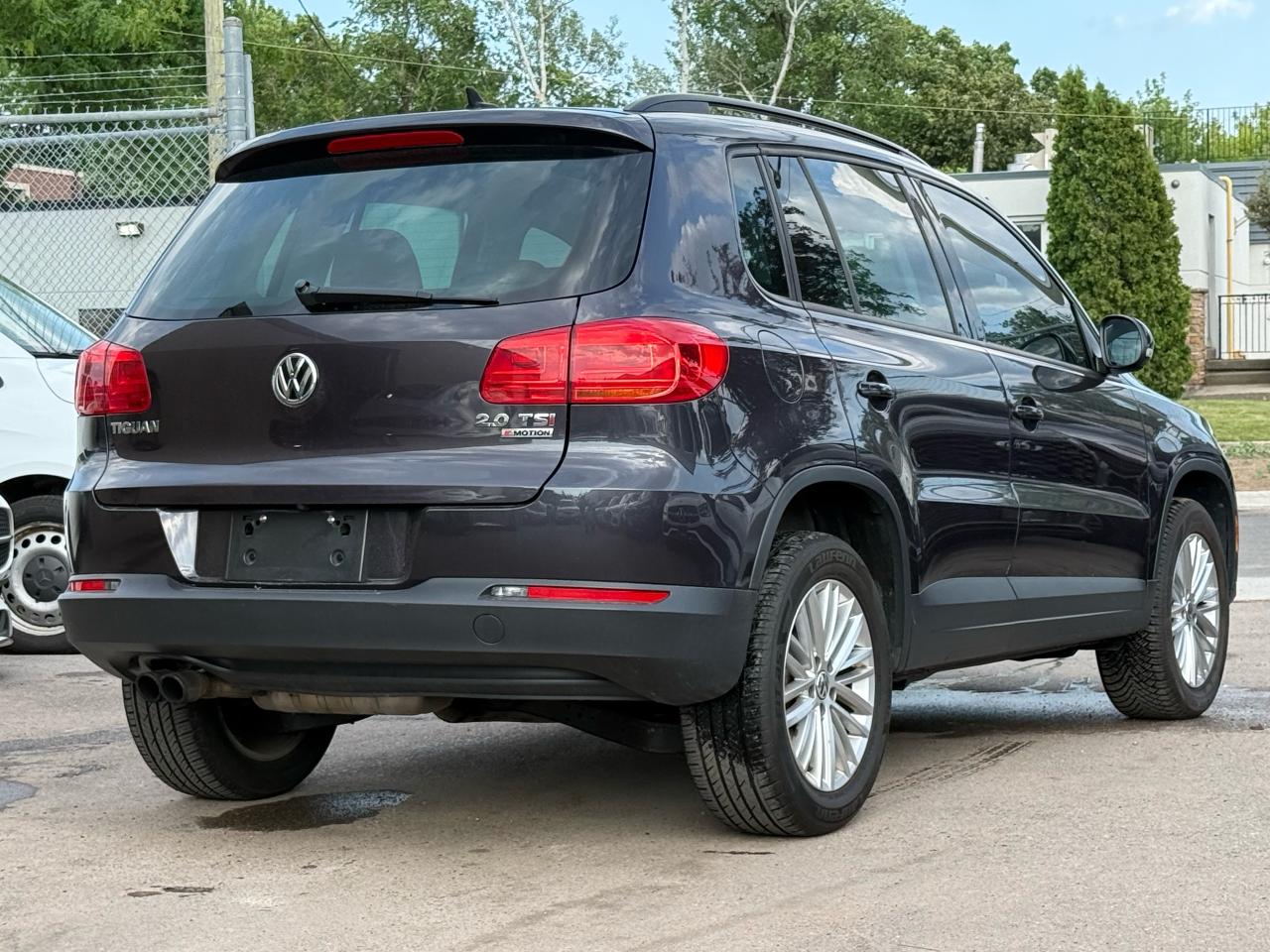2016 Volkswagen Tiguan Comfortline SUNROOF|4MOTION|HEATED SEATS - Photo #3
