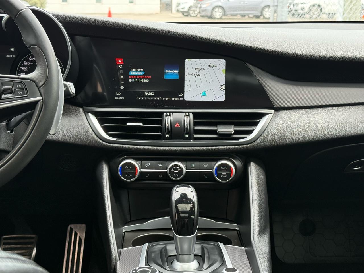2018 Alfa Romeo Giulia Ti Sport SUNROOF|NAVI|HEATED SEATS - Photo #9