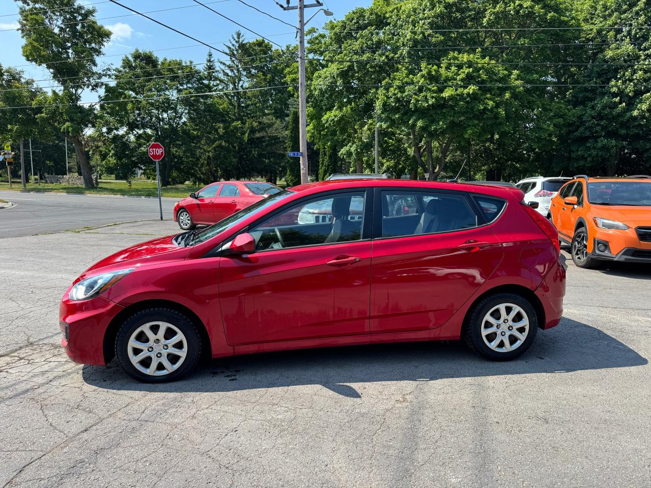 2014 Hyundai Accent 5DR HB MAN L - Photo #4