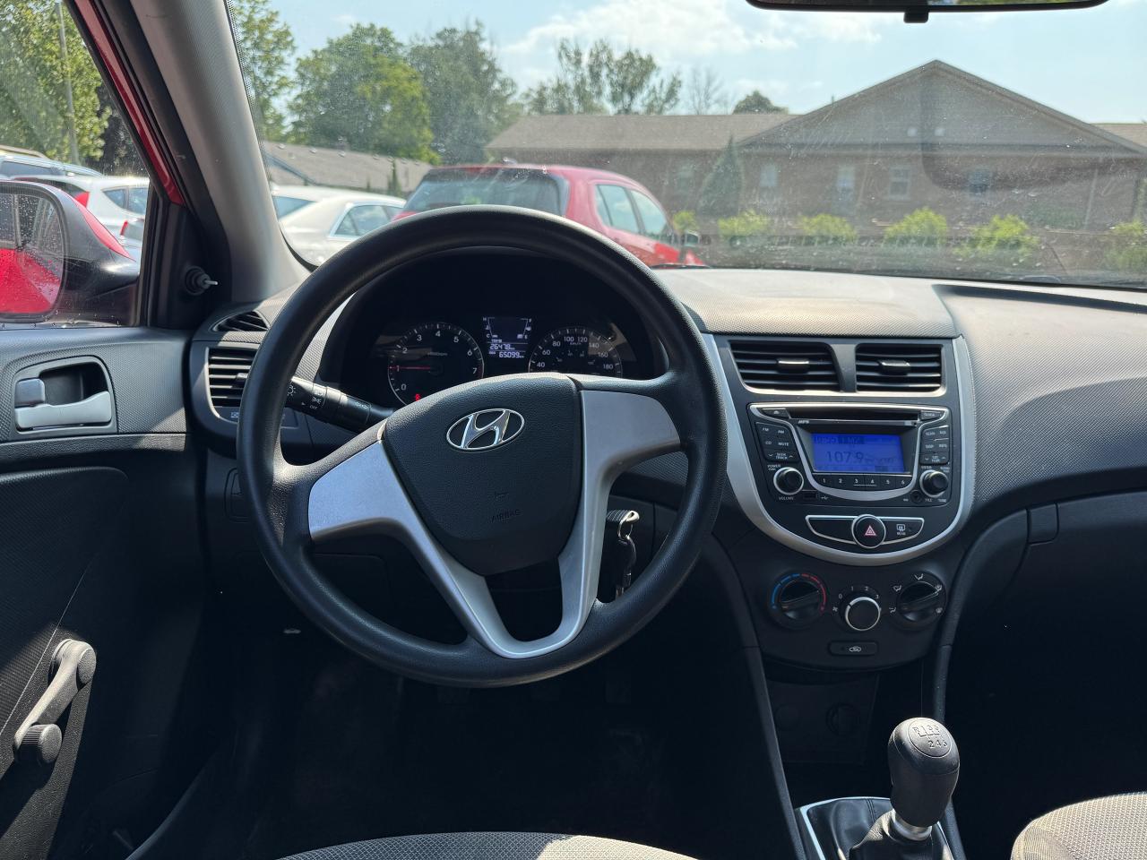 2014 Hyundai Accent 5DR HB MAN L - Photo #13
