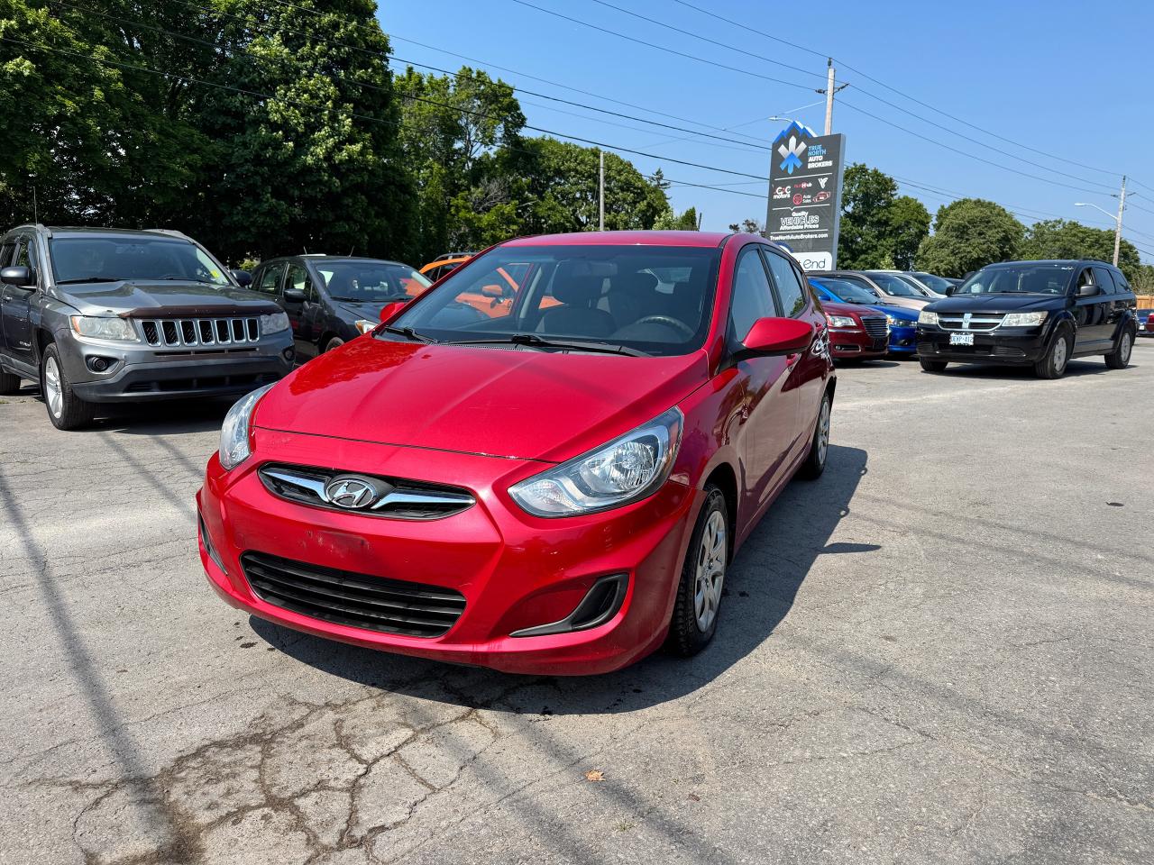 2014 Hyundai Accent 5DR HB MAN L - Photo #3