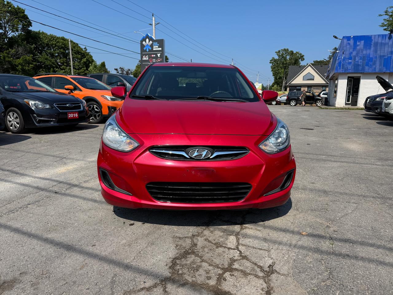 2014 Hyundai Accent 5DR HB MAN L - Photo #2