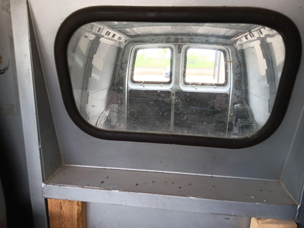 2012 Chevrolet Express Cargo Van 2500, Automatic, tow package - Photo #13