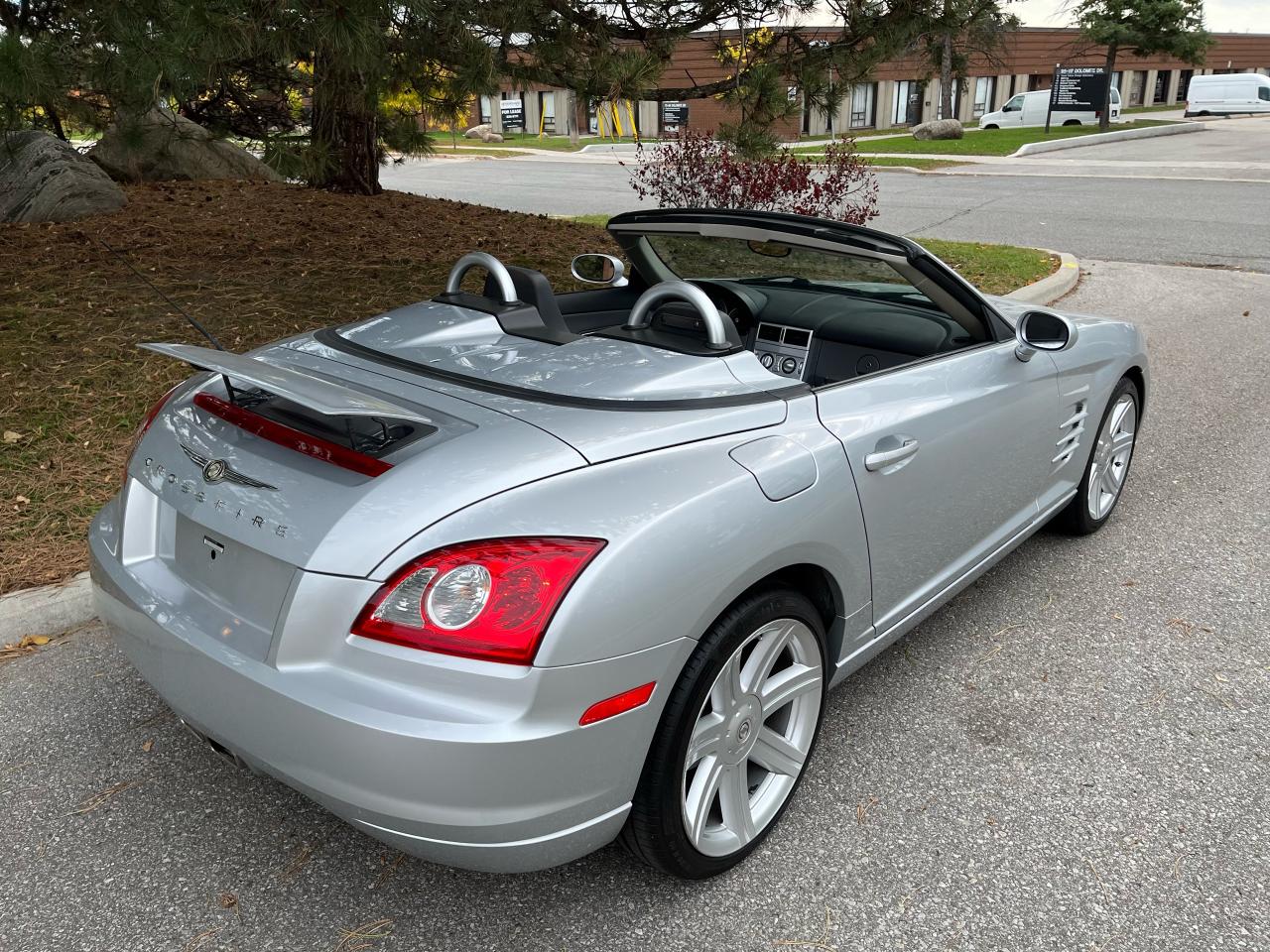 2007 Chrysler Crossfire LIMITED CONVERTIBLE-55,774 MILES (US VEHICLE) -RARE 6SPEED TRANS - Photo #3