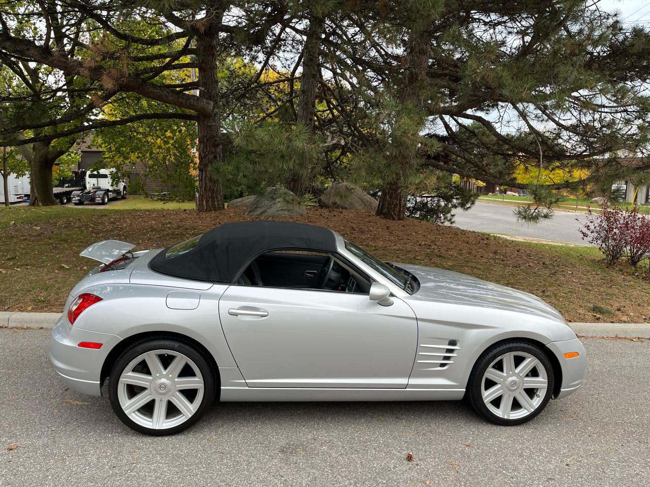 2007 Chrysler Crossfire LIMITED CONVERTIBLE-55,774 MILES (US VEHICLE) -RARE 6SPEED TRANS - Photo #9