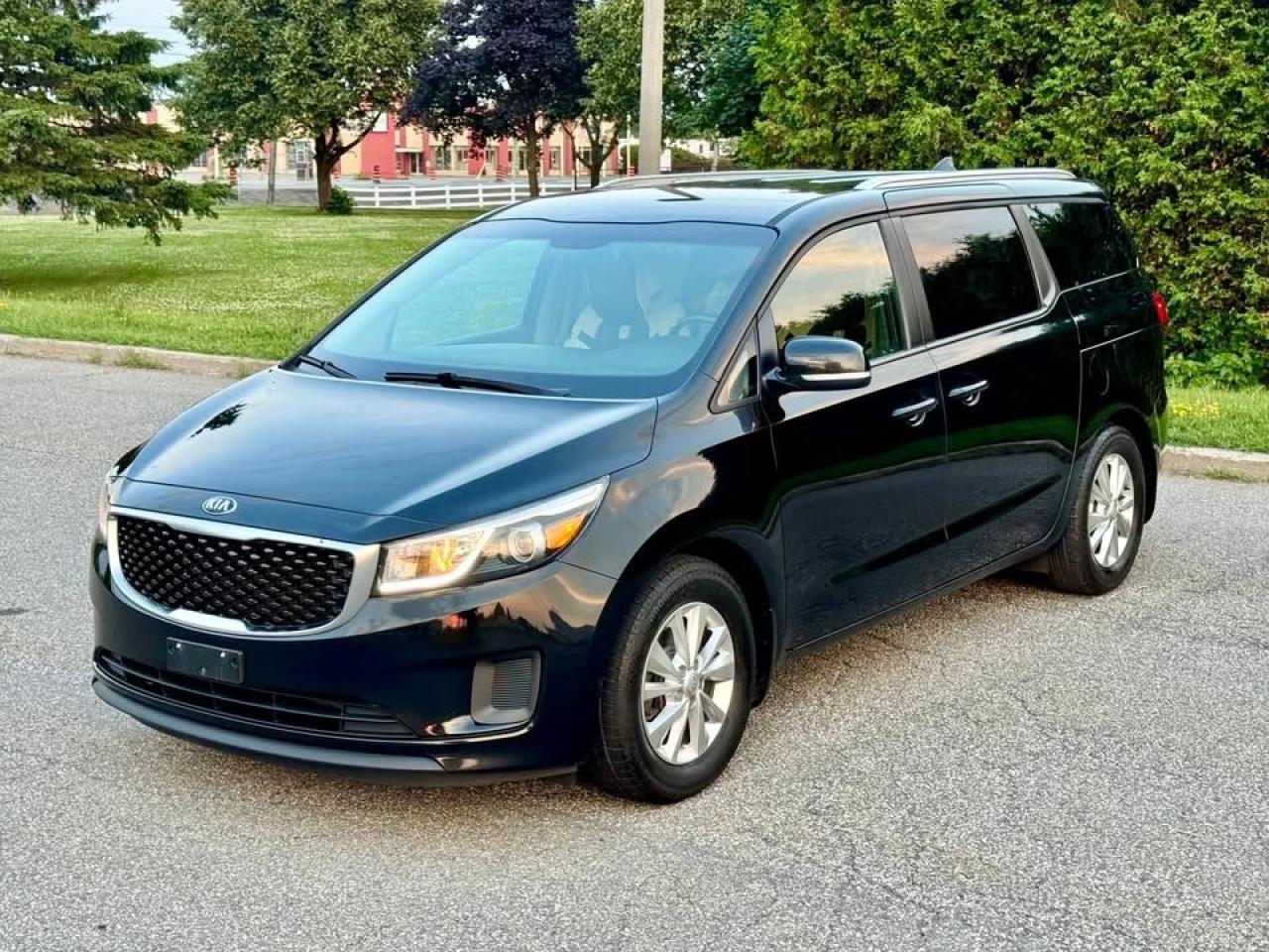 2017 Kia Sedona L - Photo #18