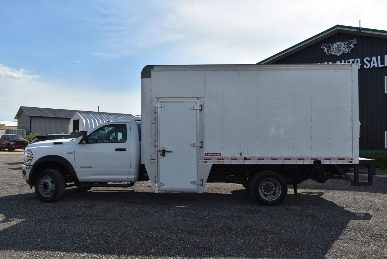 2019 RAM 4500 ST 4x2 Reg Cab 204.5" WB - 6.4L - CUBE TRUCK - Photo #3