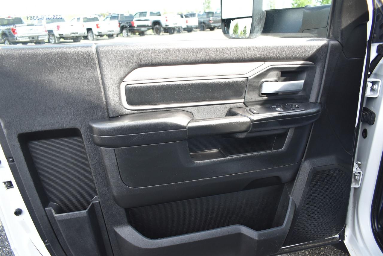 2019 RAM 4500 ST 4x2 Reg Cab 204.5" WB - 6.4L - CUBE TRUCK - Photo #21