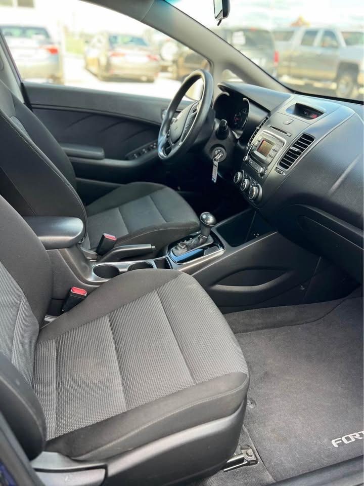 2018 Kia Forte LX - Photo #10