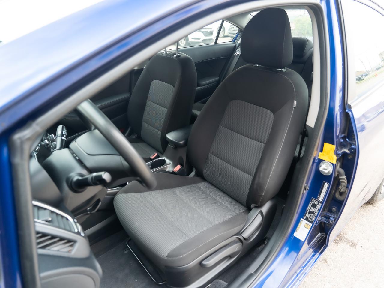 2018 Kia Forte LX - Photo #16