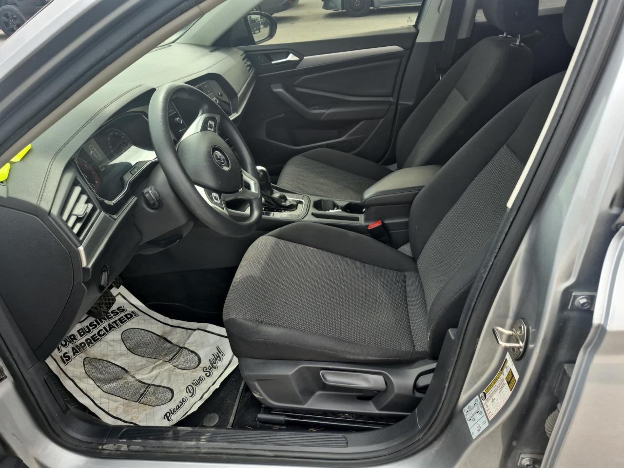 2019 Volkswagen Jetta  - Photo #8