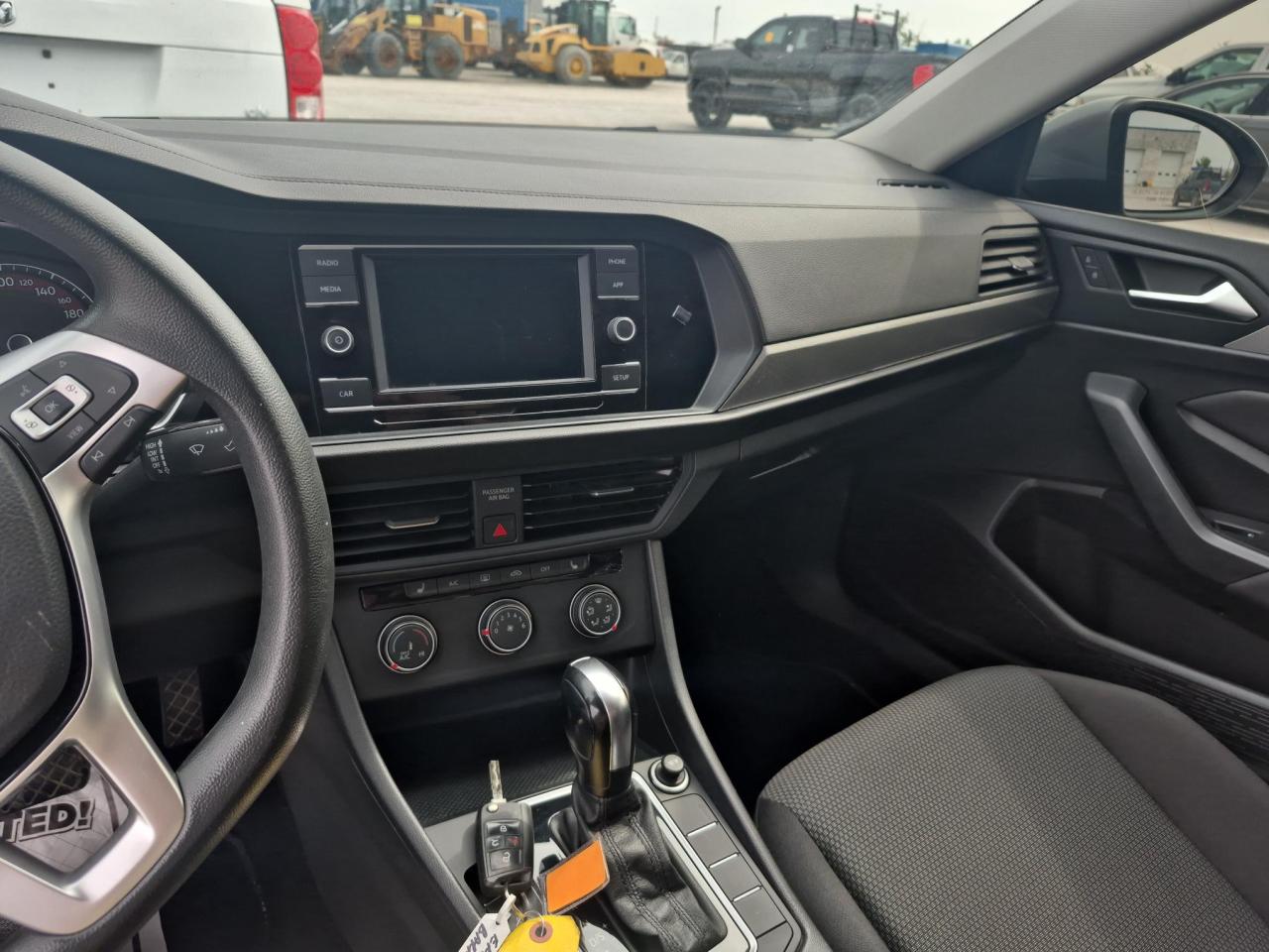 2019 Volkswagen Jetta  - Photo #10