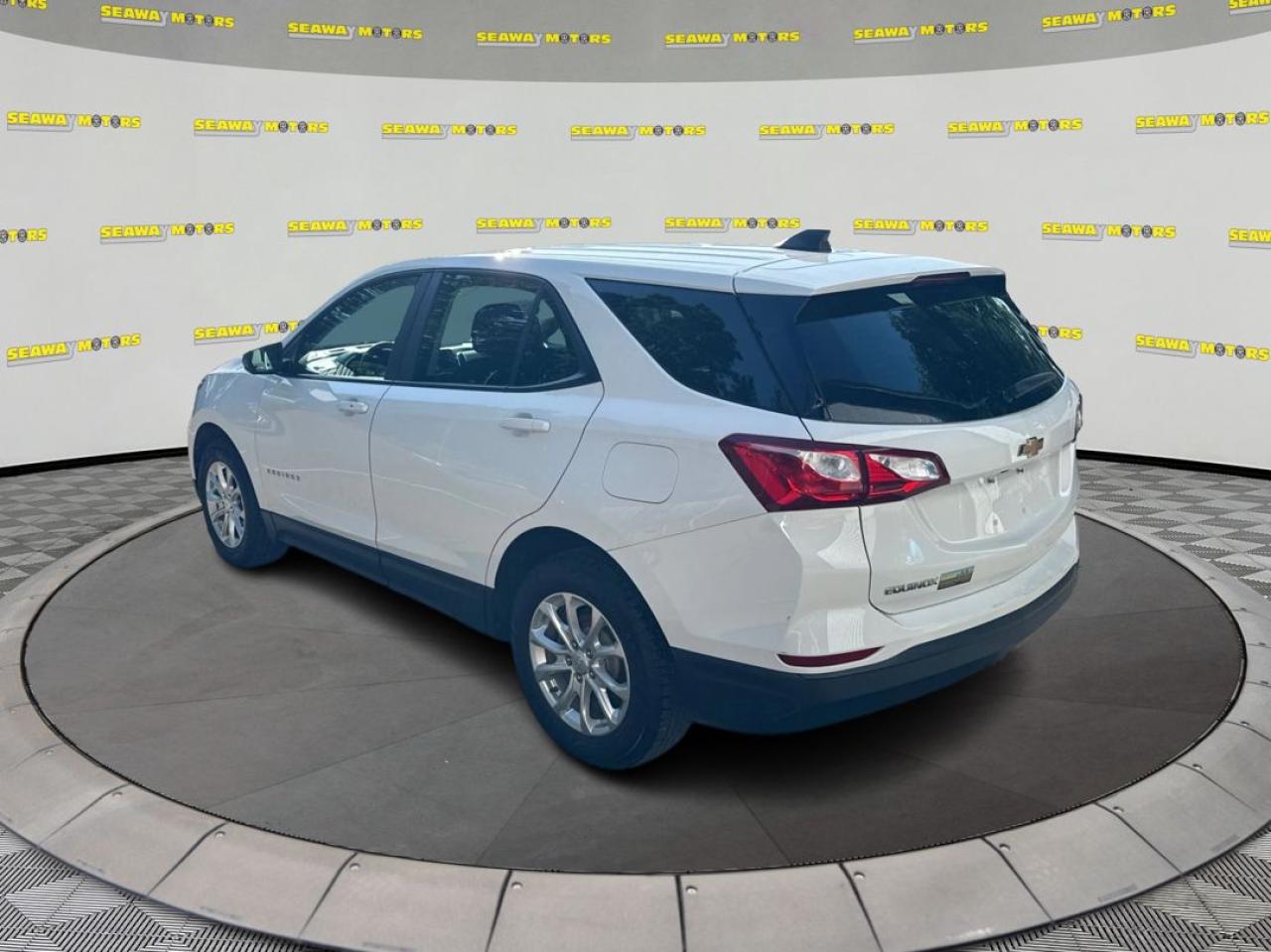 2021 Chevrolet Equinox LS AWD - Photo #5