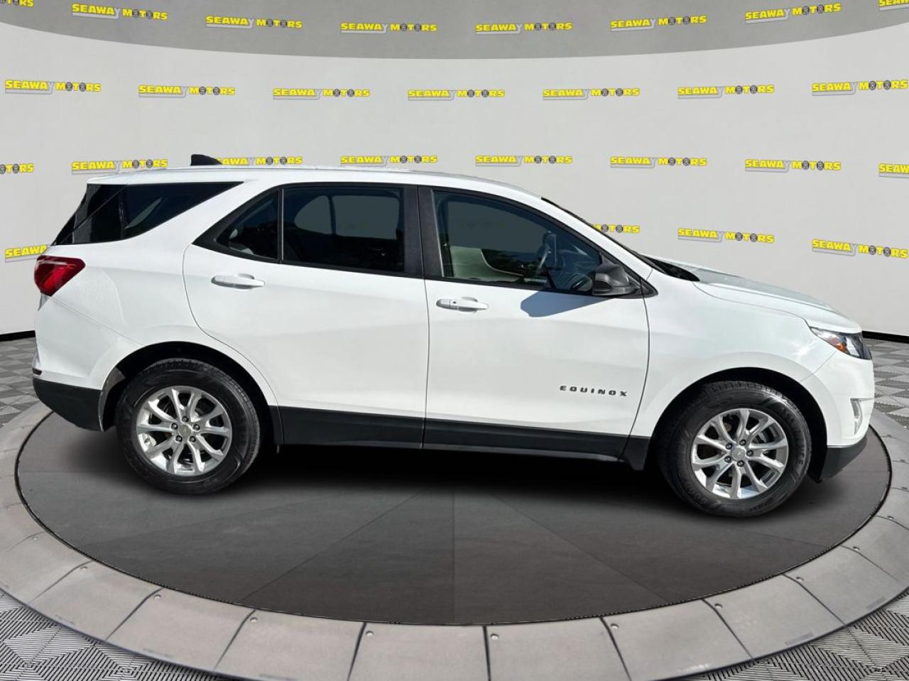 2021 Chevrolet Equinox LS AWD - Photo #2