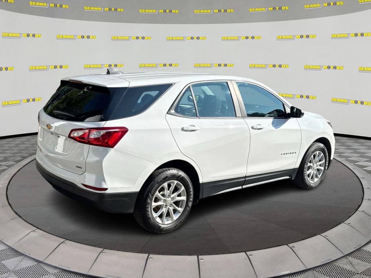 2021 Chevrolet Equinox LS AWD - Photo #3