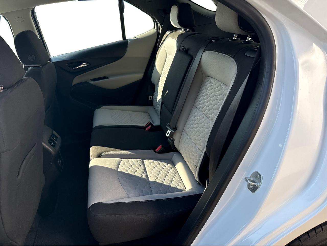 2021 Chevrolet Equinox LS AWD - Photo #12