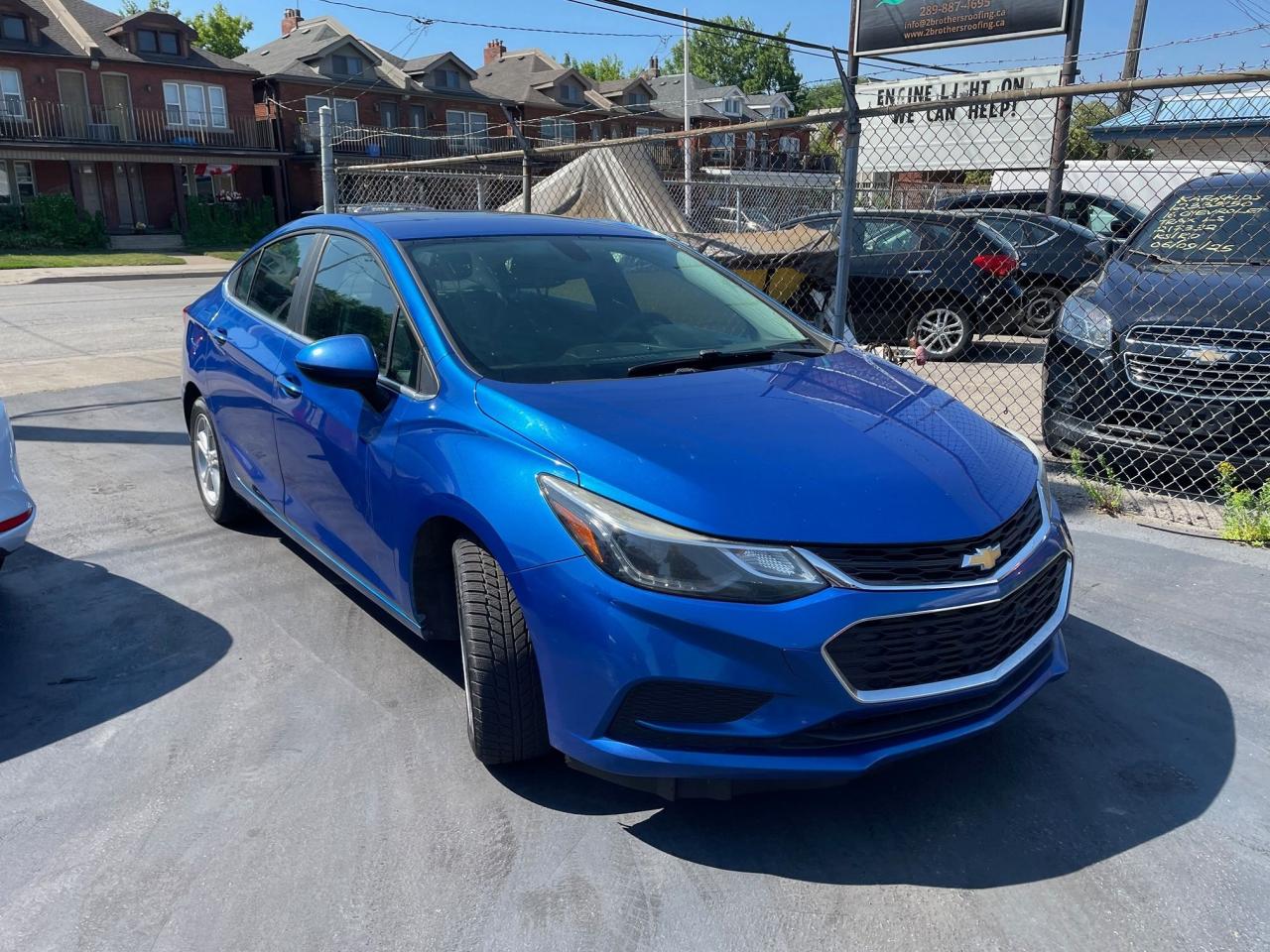 2016 Chevrolet Cruze LT *APPLE/ANDROID CARPLAY, HEATED SEAT,BACKUP CAM* Photo2