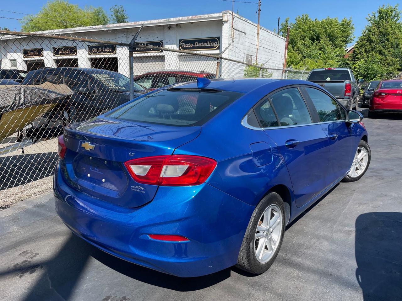 2016 Chevrolet Cruze LT *APPLE/ANDROID CARPLAY, HEATED SEAT,BACKUP CAM* - Photo #5
