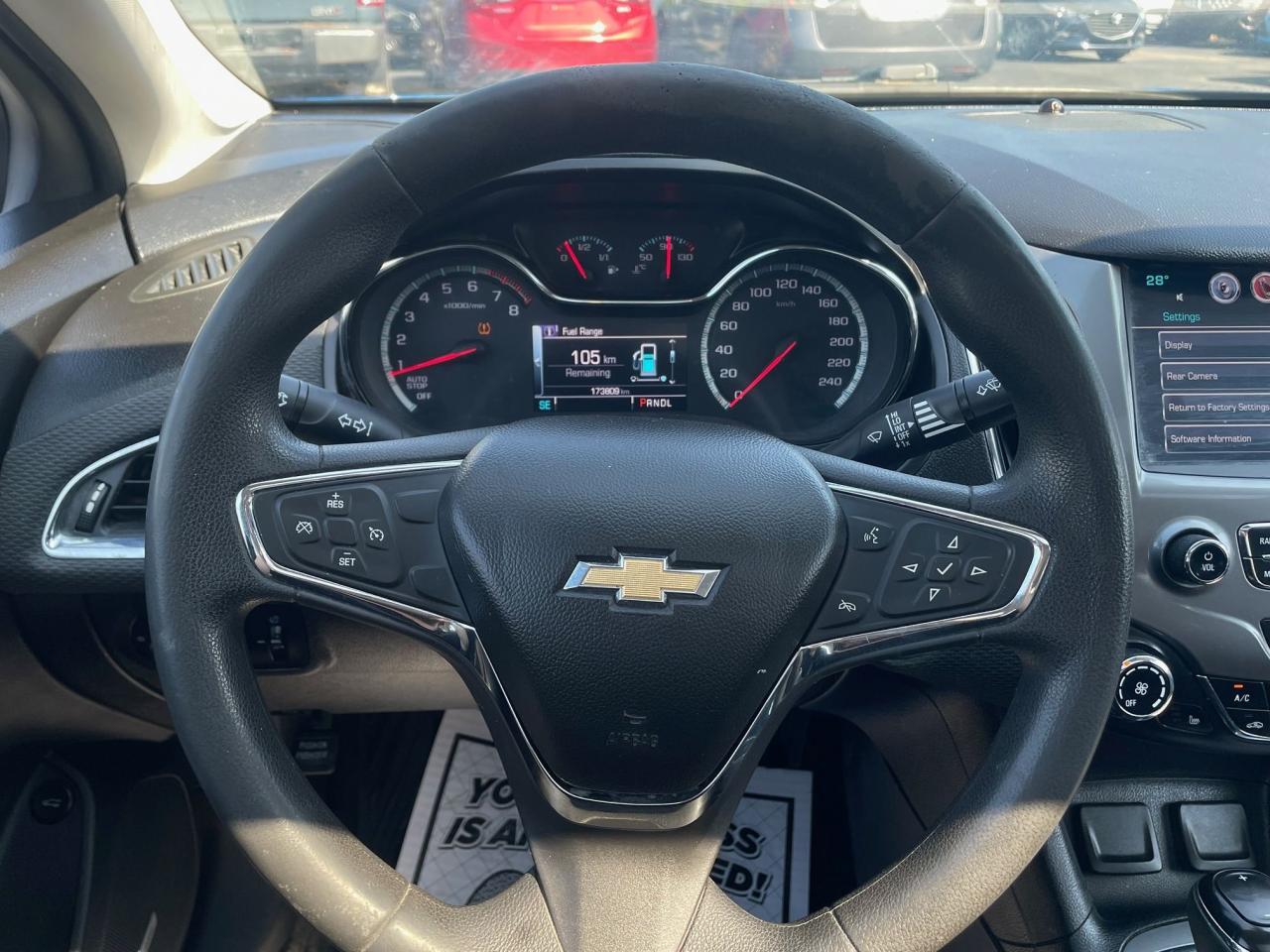 2016 Chevrolet Cruze LT *APPLE/ANDROID CARPLAY, HEATED SEAT,BACKUP CAM* - Photo #12