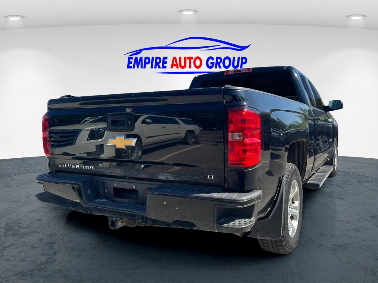 2016 Chevrolet Silverado LT Photo