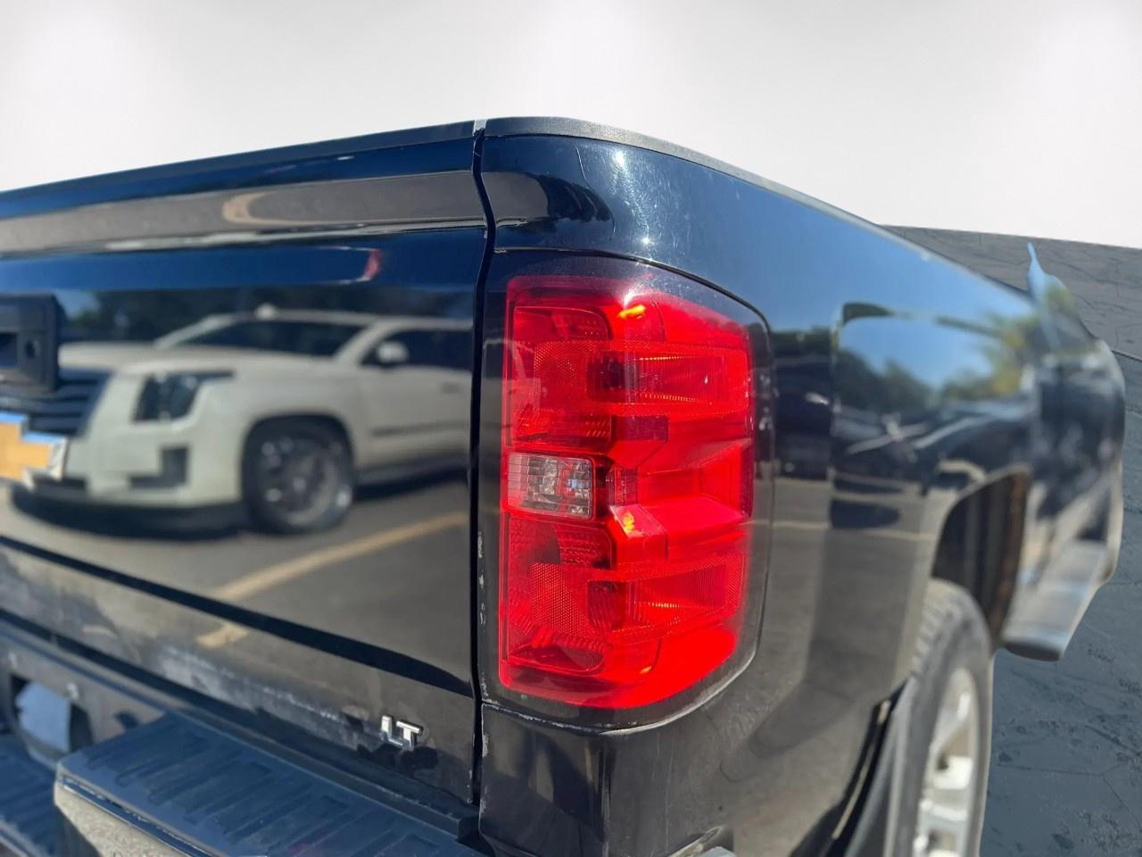 2016 Chevrolet Silverado LT Photo