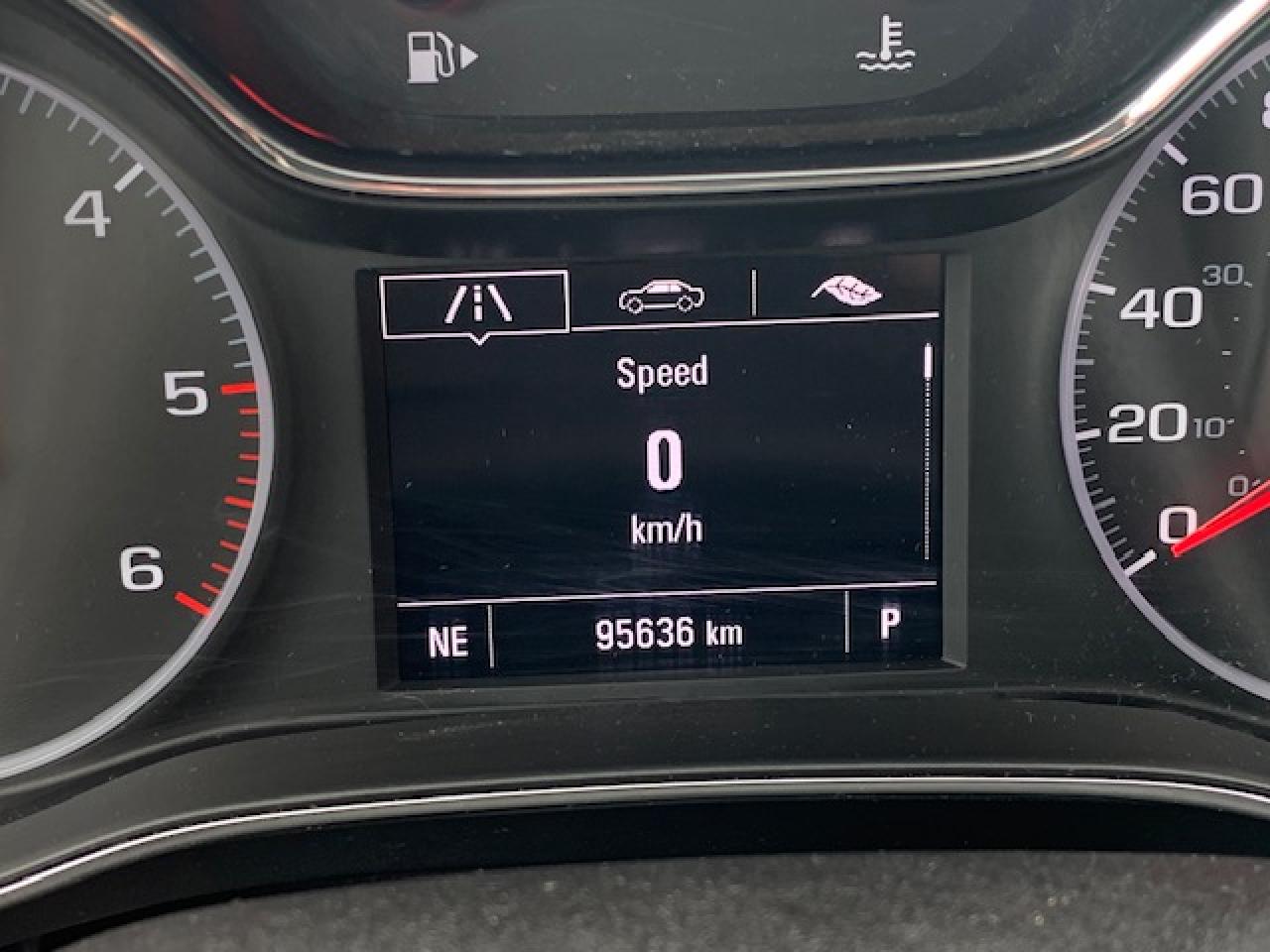 2019 Chevrolet Cruze DIESEL Photo1