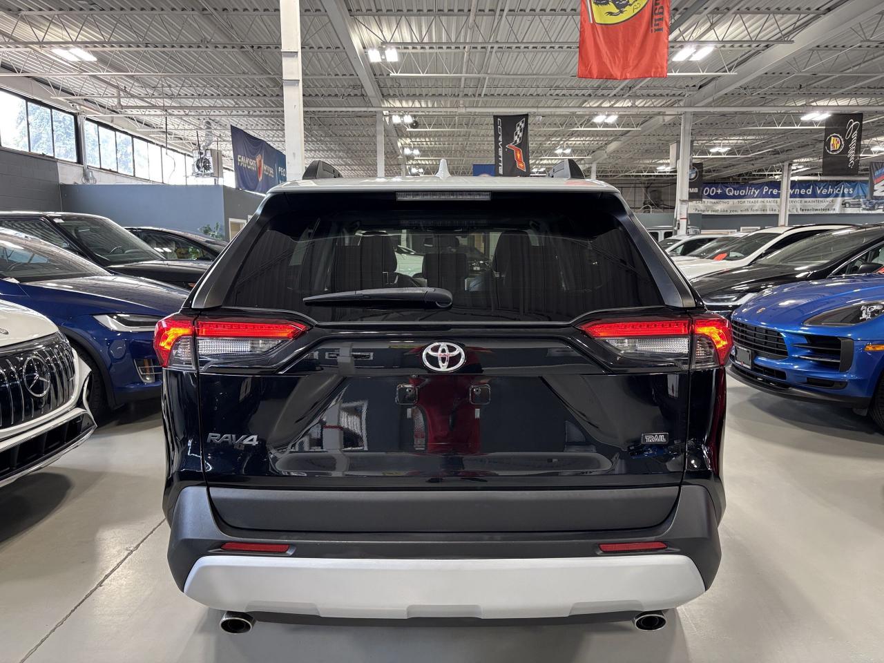 2019 Toyota RAV4 Trail AWD|LEATHER|SUNROOF|ALLOYS|ROOFRACK|CARPLAY| - Photo #6