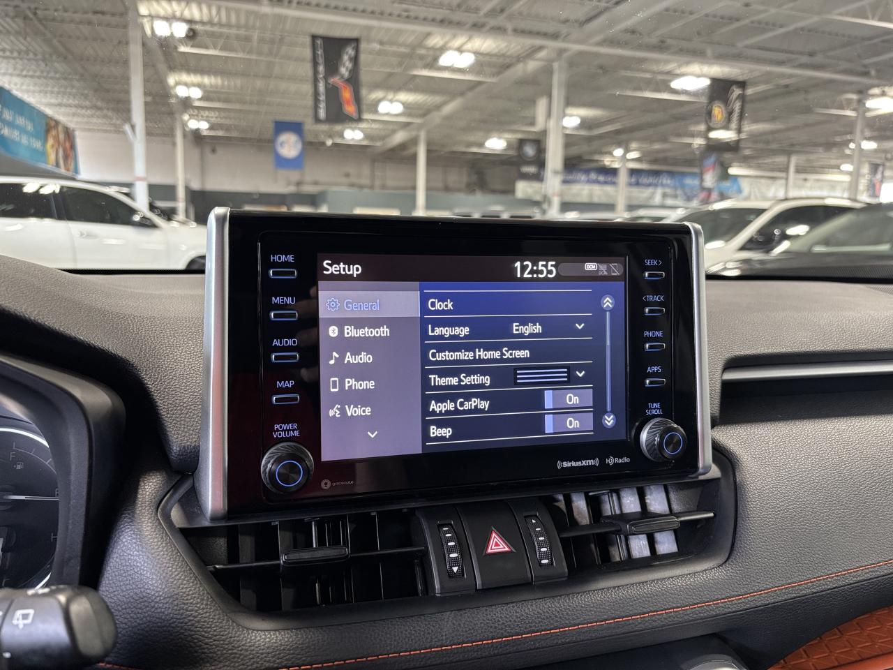 2019 Toyota RAV4 Trail AWD|LEATHER|SUNROOF|ALLOYS|ROOFRACK|CARPLAY| - Photo #26