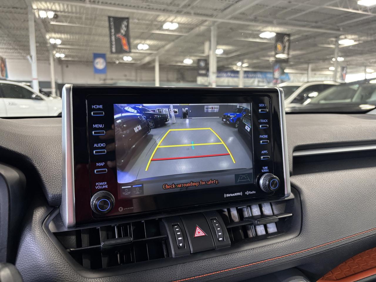 2019 Toyota RAV4 Trail AWD|LEATHER|SUNROOF|ALLOYS|ROOFRACK|CARPLAY| - Photo #27