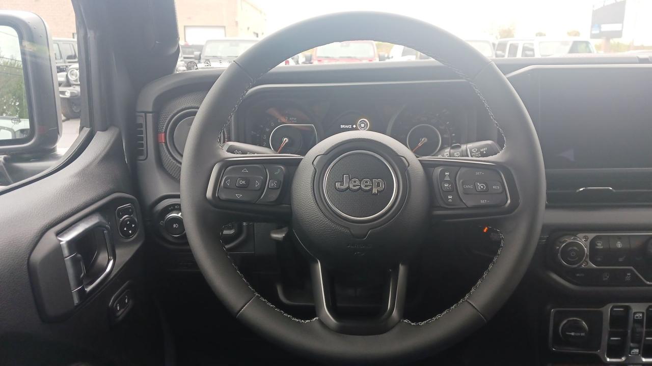 2025 Jeep Wrangler Rubicon 4 Door 4x4 Photo