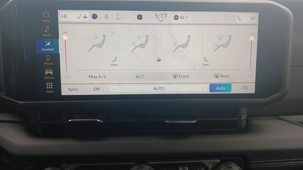 2025 Jeep Wrangler Rubicon 4 Door 4x4 Photo