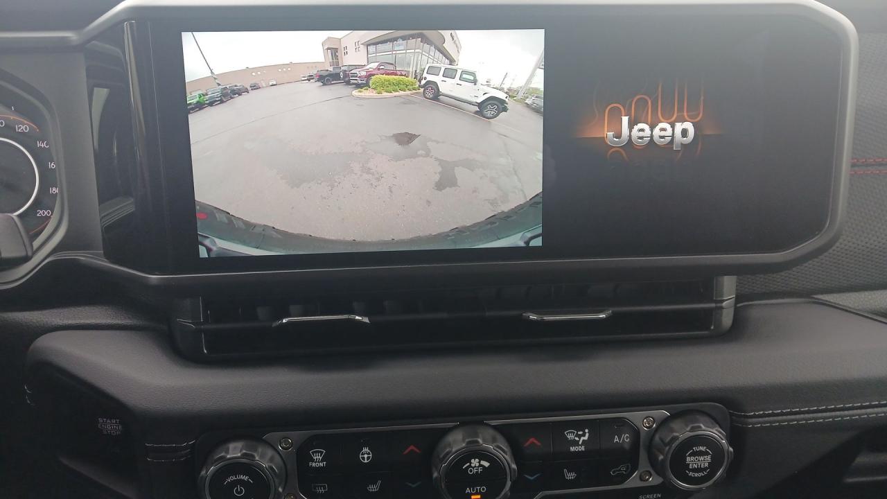 2025 Jeep Wrangler Rubicon 4 Door 4x4 Photo