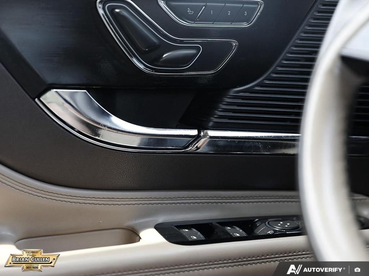 2020 Lincoln Corsair Standard STANDARD AWD Photo