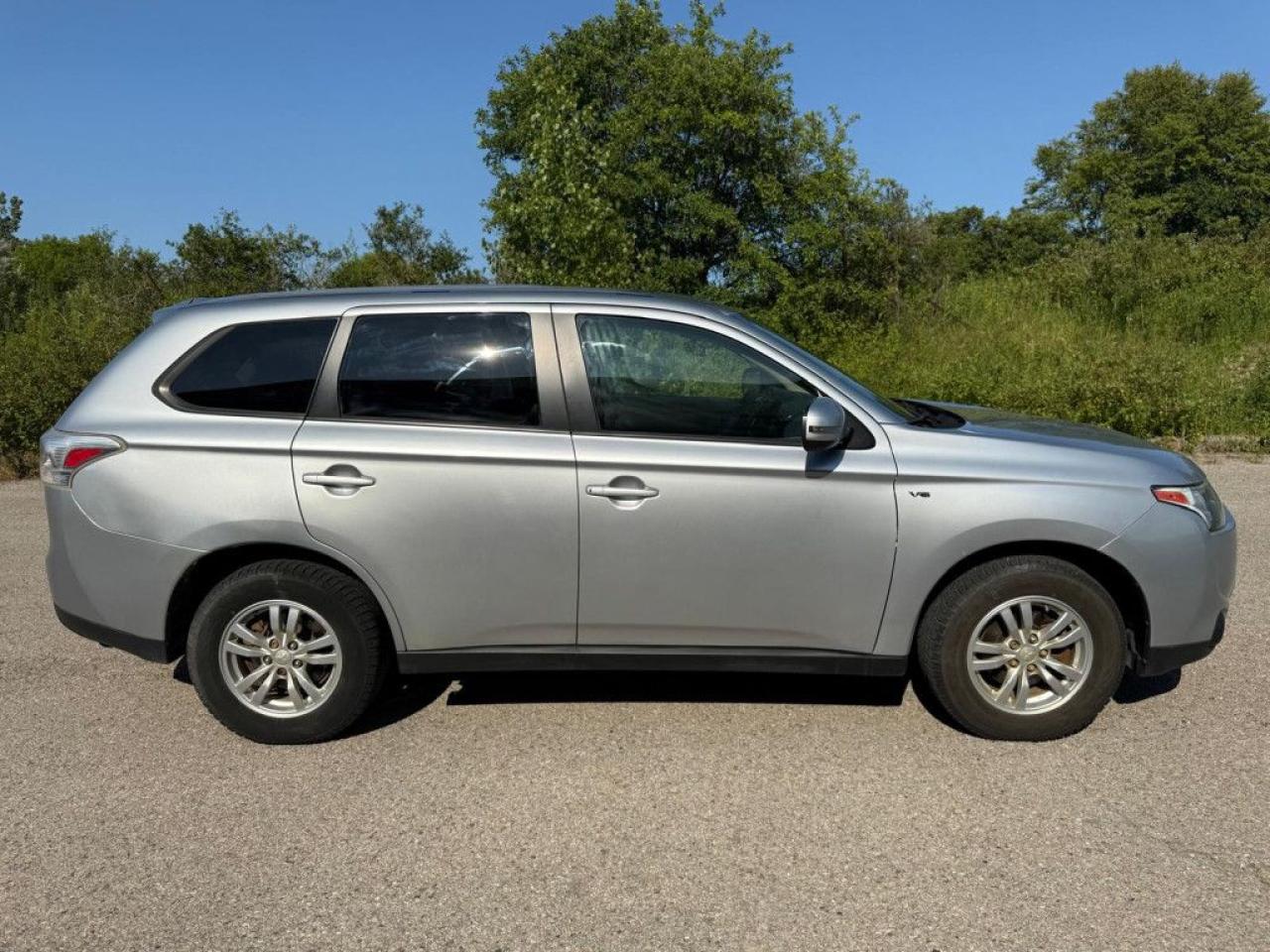2014 Mitsubishi Outlander SE |V6|AWC|PUSH START|HEATED SEATS|BLUETOOTH| - Photo #5