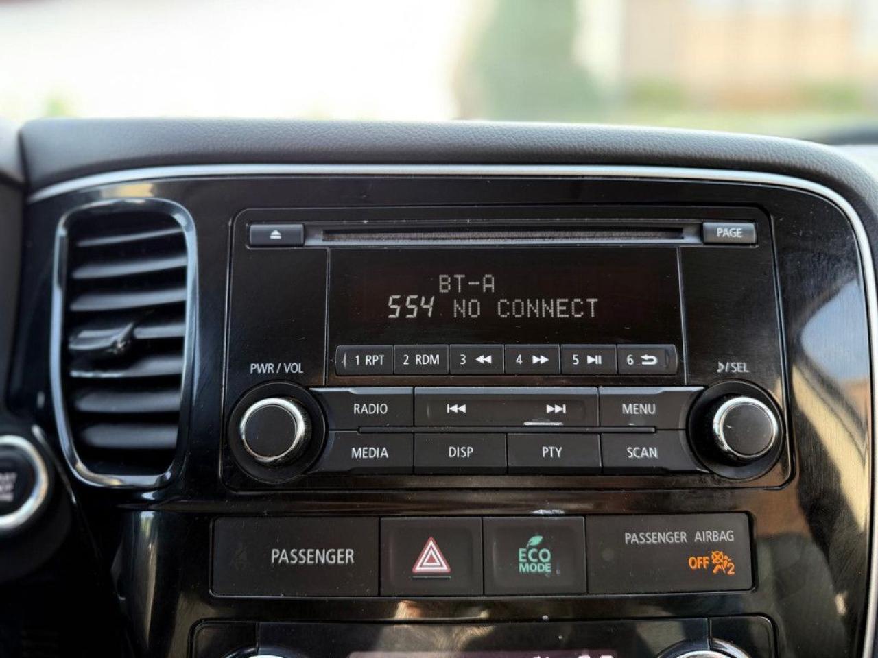 2014 Mitsubishi Outlander SE |V6|AWC|PUSH START|HEATED SEATS|BLUETOOTH| - Photo #26