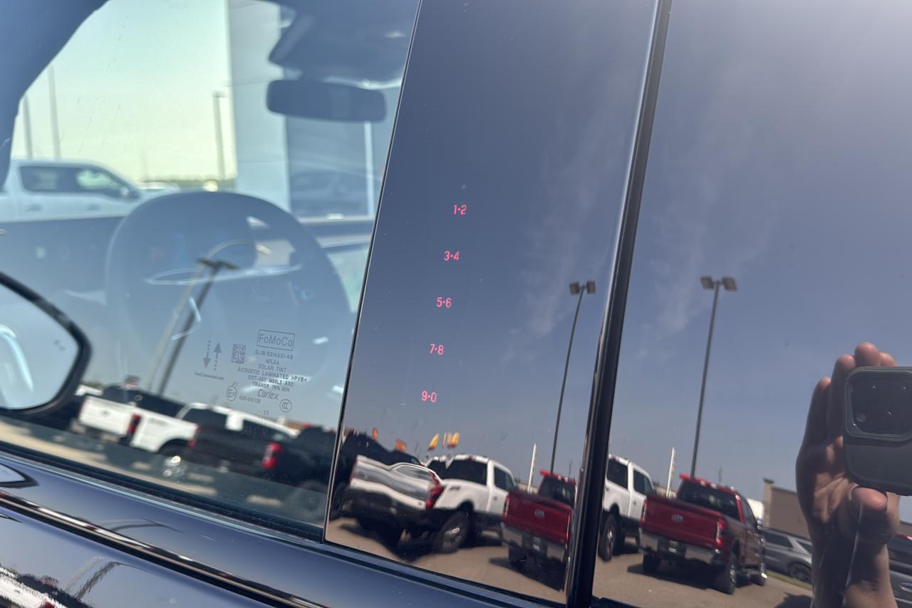 2025 Ford Expedition Platinum Max Photo5